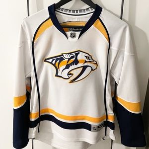 Nashville Predators Jersey White Womens Medium